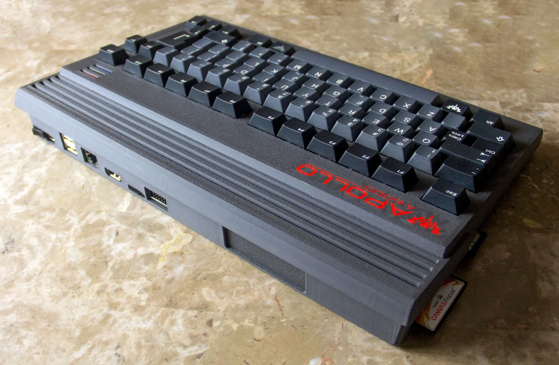 Apollo A6000 - Top Equipment Rack